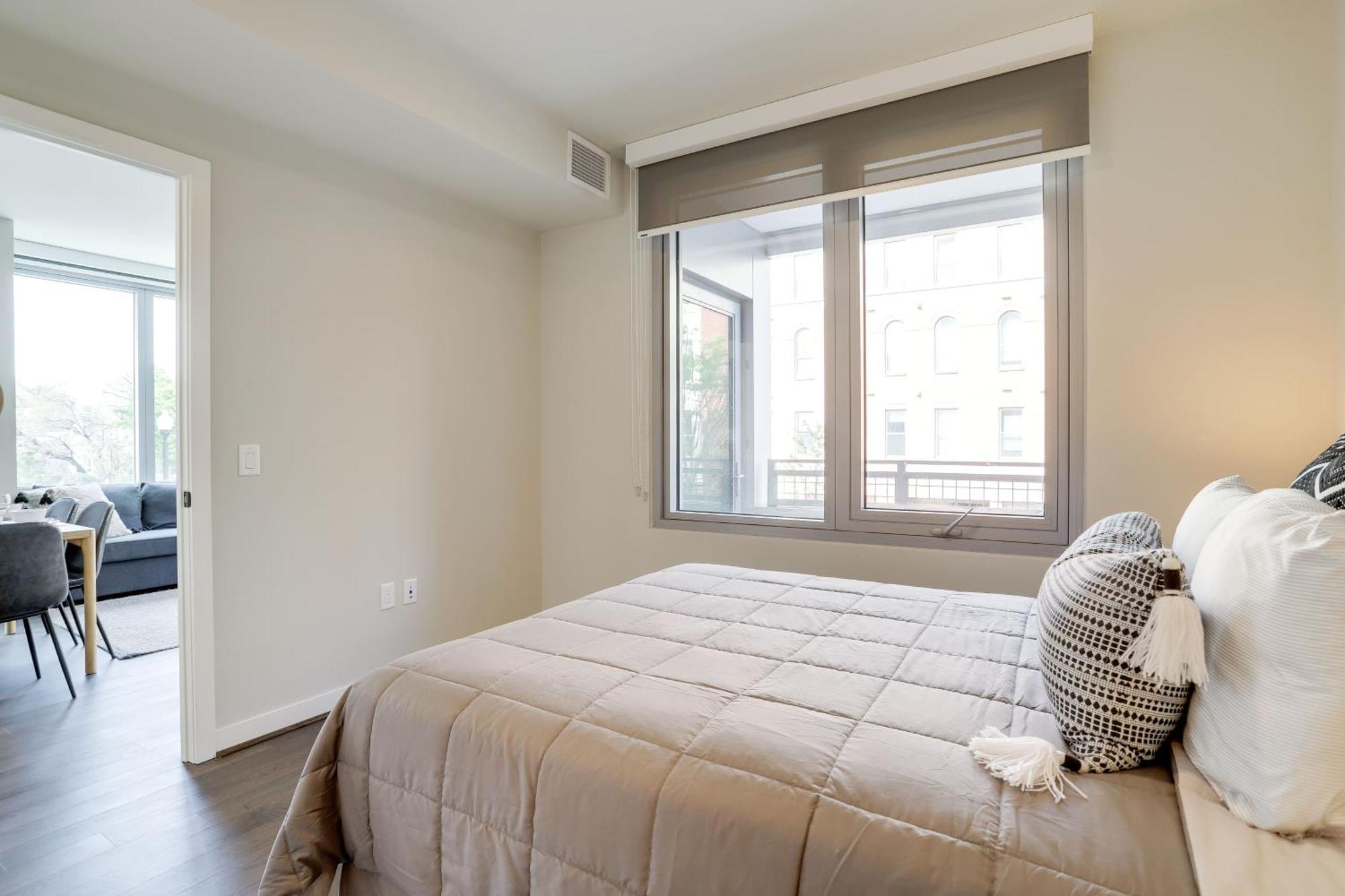 Stylish Condo At Clarendon With Rooftop Views Arlington Eksteriør bilde